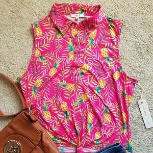 Pineapple top🍍🍍🍍